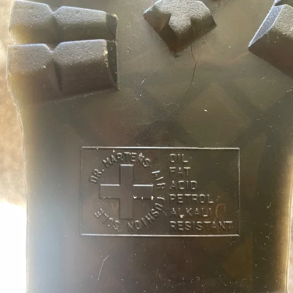 Dr. Martens Jadon Platform Boots – Black Patent Leather - Picture 4 of 5